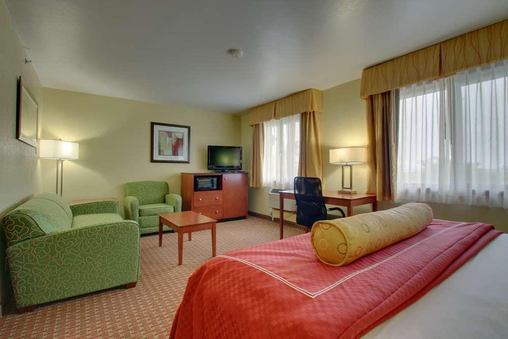 Best Western Plus Altoona Inn Chambre photo