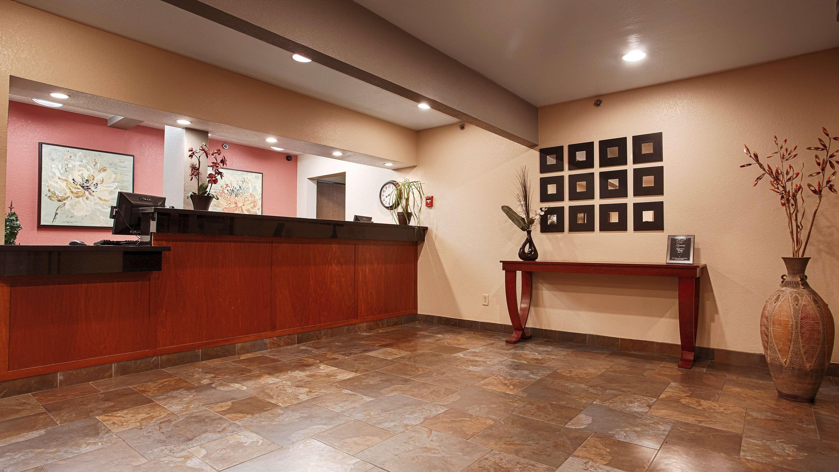 Best Western Plus Altoona Inn Extérieur photo