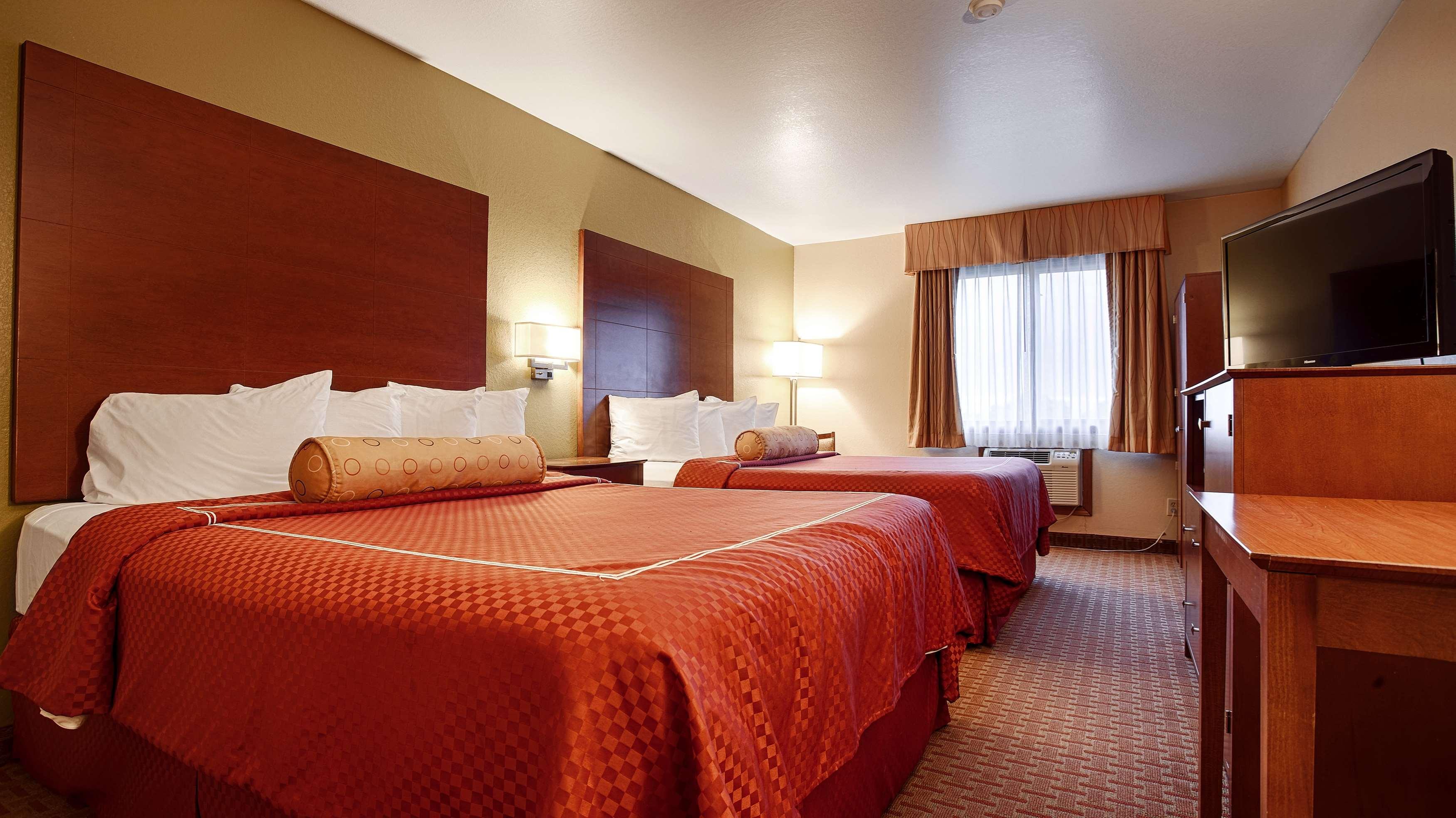 Best Western Plus Altoona Inn Extérieur photo