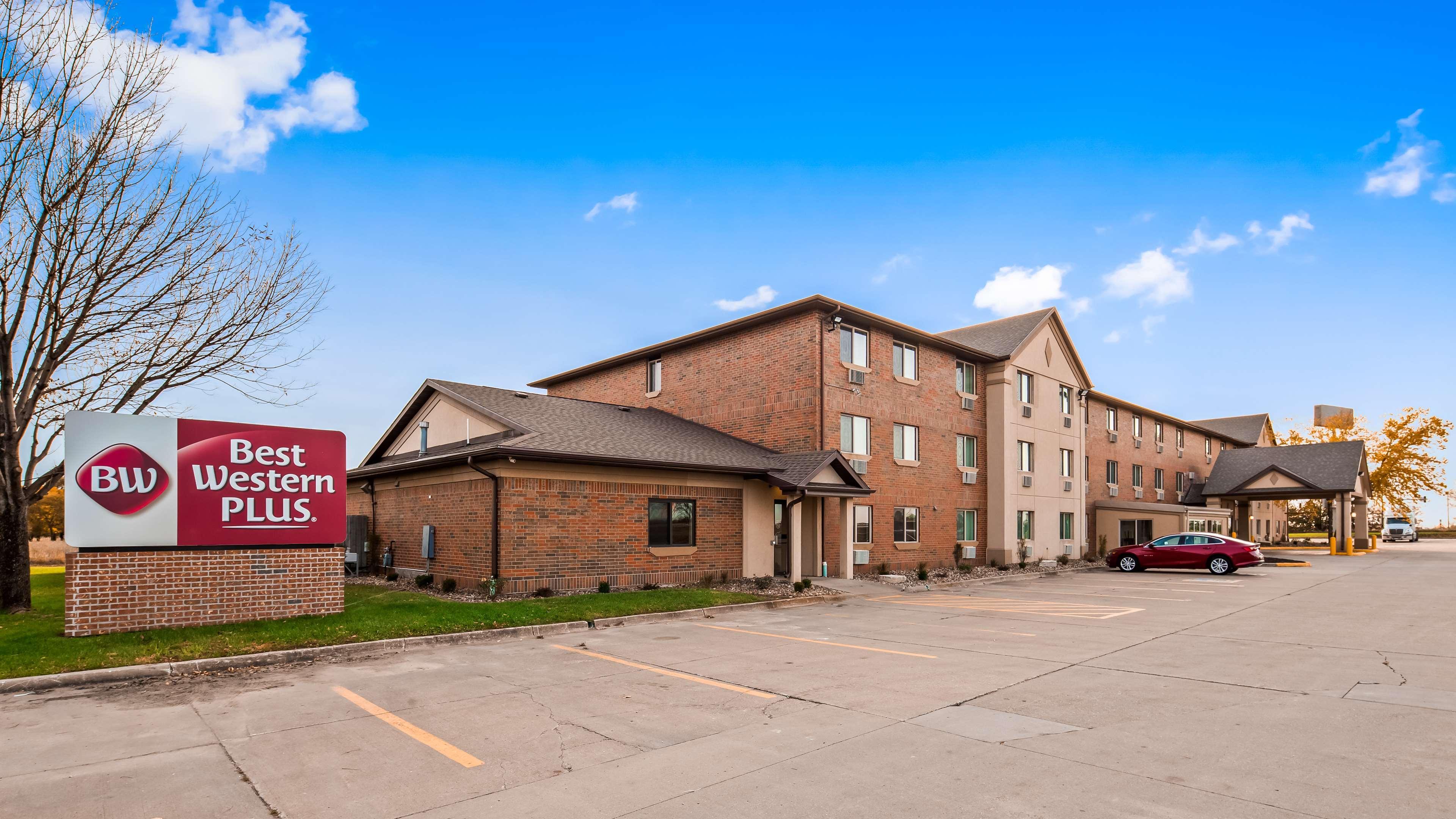 Best Western Plus Altoona Inn Extérieur photo