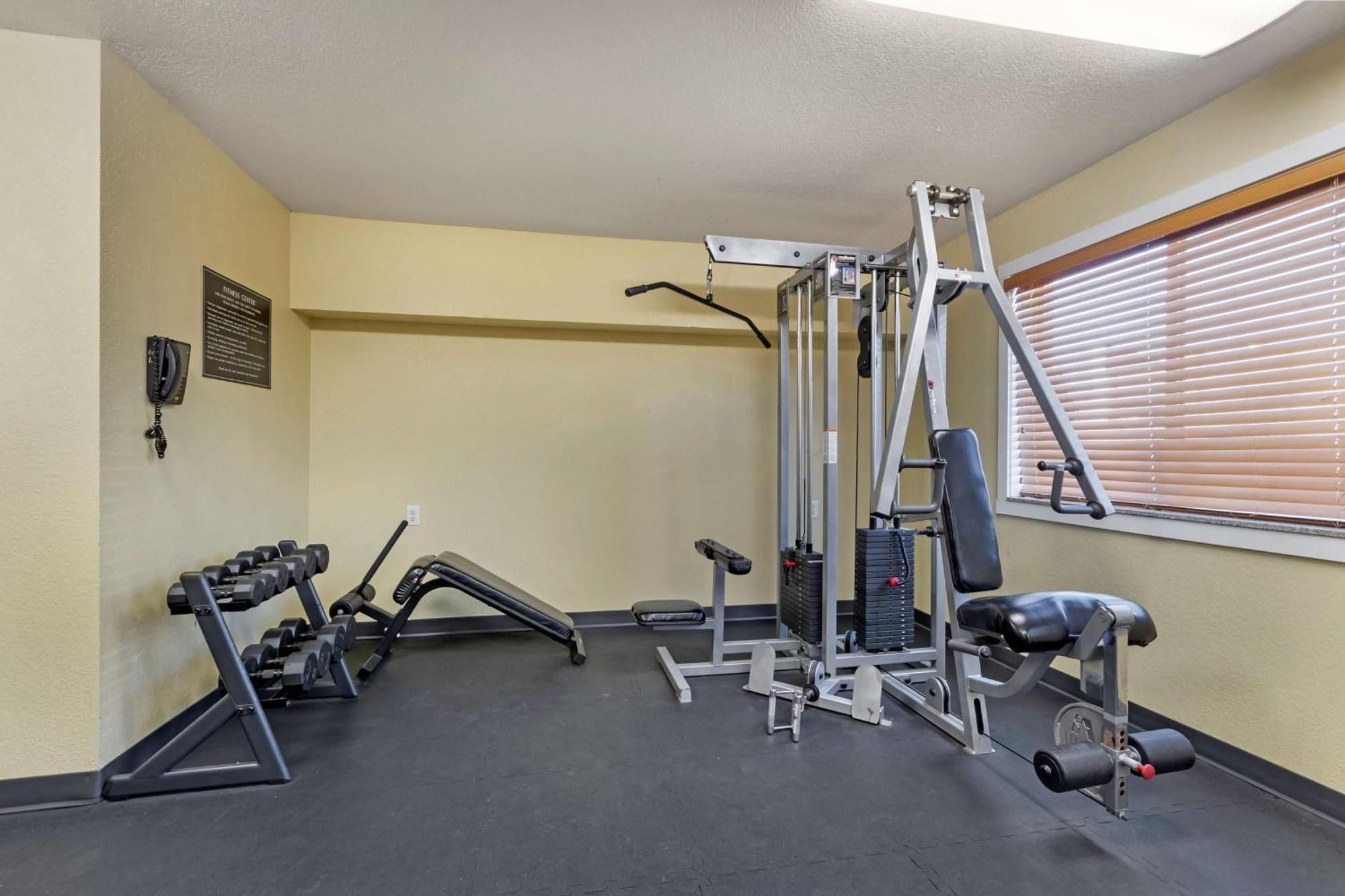 Best Western Plus Altoona Inn Extérieur photo
