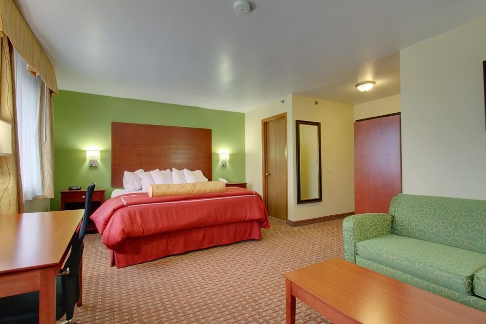 Best Western Plus Altoona Inn Extérieur photo