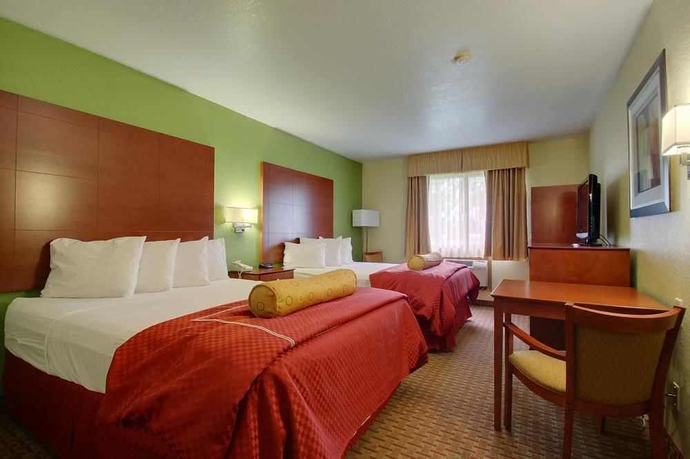 Best Western Plus Altoona Inn Extérieur photo