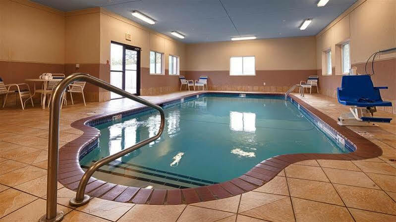 Best Western Plus Altoona Inn Extérieur photo